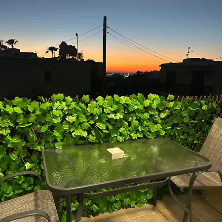 Apartment K15 Luxe Oasis Retreat - 3 Minute Drive To *