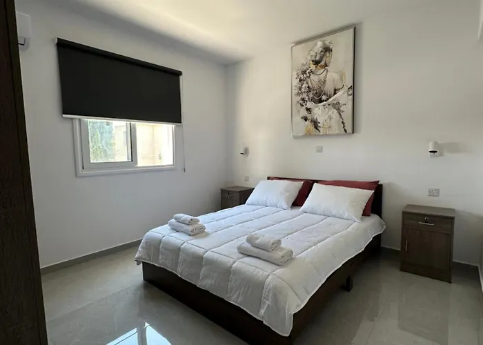 Apartmán K15 Luxe Oasis Retreat - 3 Minute Drive To